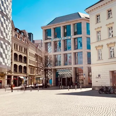 - Ruhig, Zentral & Nahe Zoo Apartment